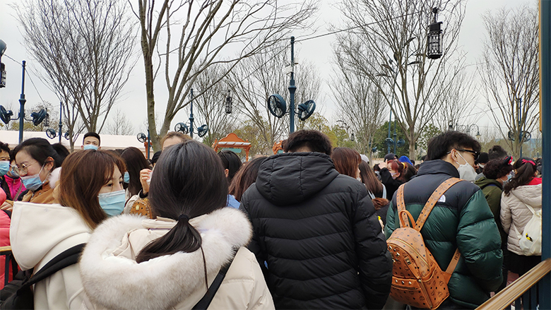 Happy Women’s Day | 歡度三八節(jié)，我們相約上海迪士尼樂園